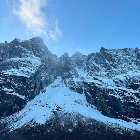Villa Romsdalen *